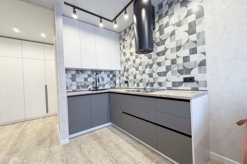 Продаётся 2-комнатная квартира, 60.3 м²