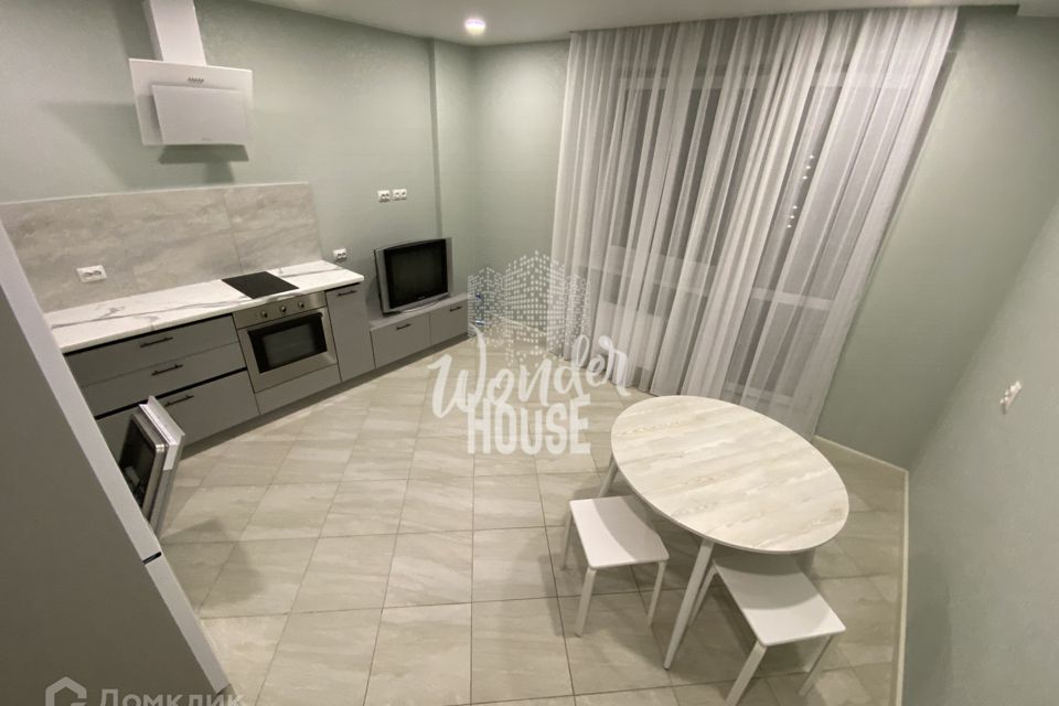 Сдаётся 2-комнатная квартира, 66.8 м²