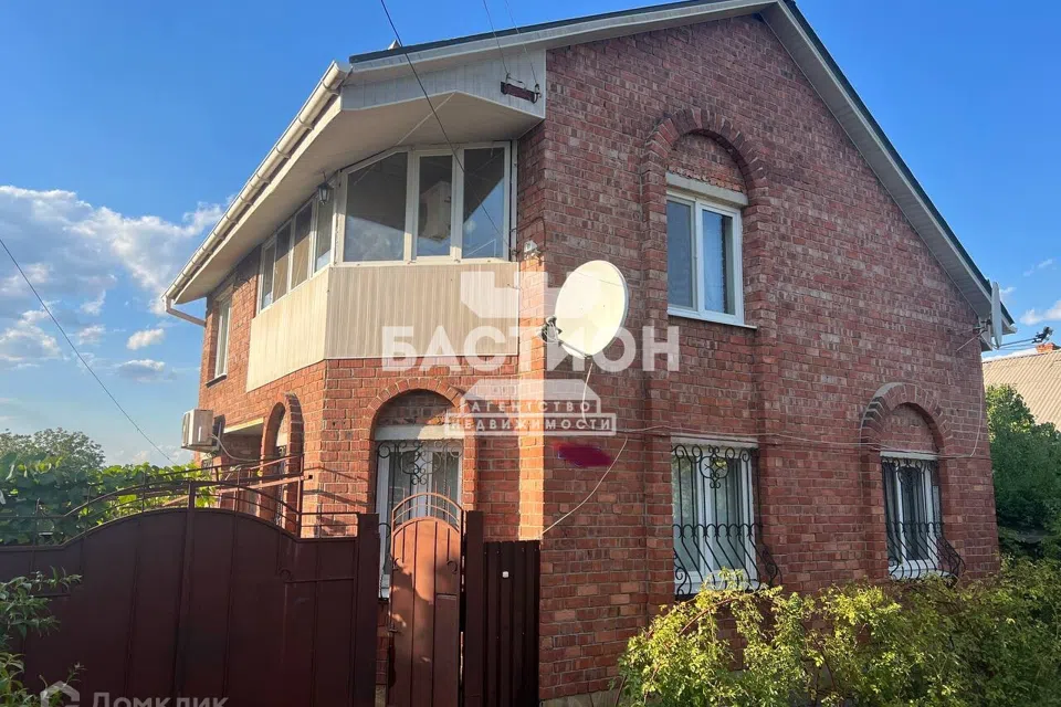 Продаётся 2-этажный дом, 100 м²