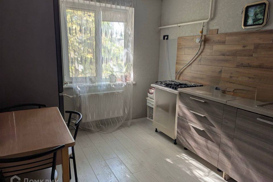 Продаётся 3-комнатная квартира, 57.3 м²
