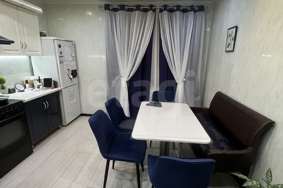 Продаётся 3-комнатная квартира, 76.1 м²