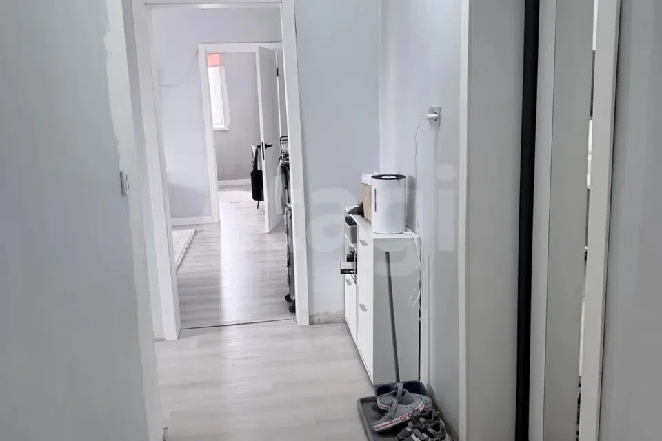 Продаётся 4-комнатная квартира, 65.7 м²