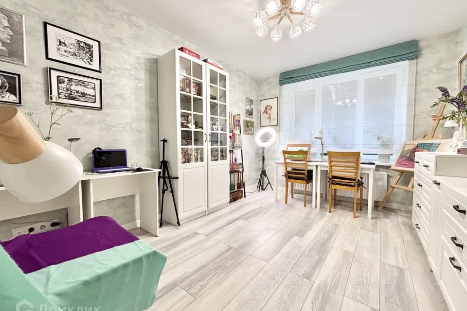 Продаётся 2-комнатная квартира, 55.3 м²
