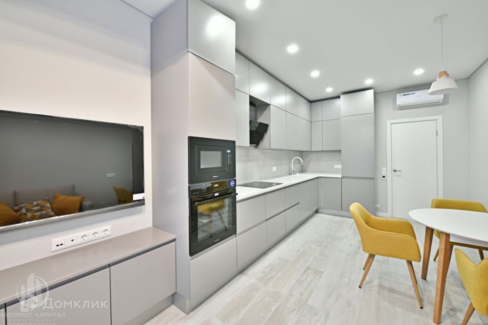Продаётся 3-комнатная квартира, 83 м²