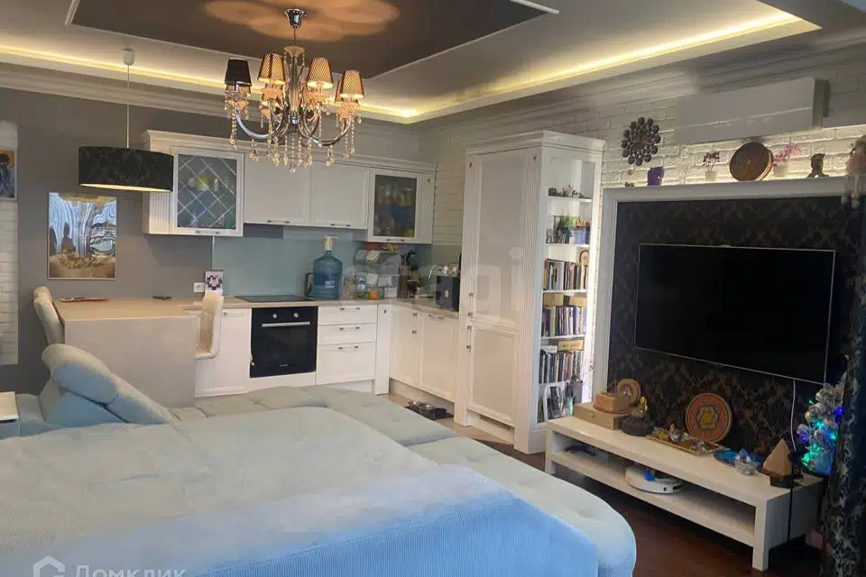 Продаётся 1-комнатная квартира, 60.5 м²