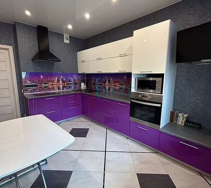 Сдаётся 1-комнатная квартира, 43 м²