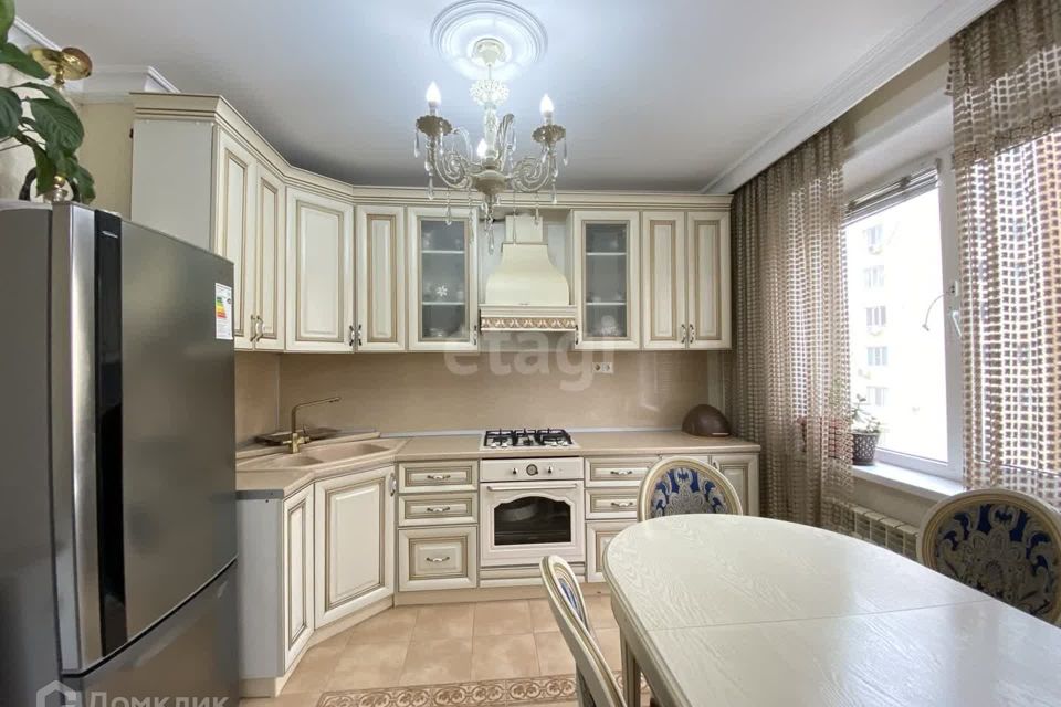 Продаётся 2-комнатная квартира, 62 м²