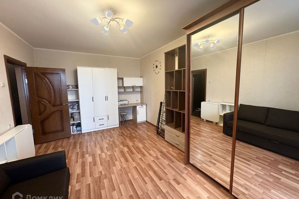 Продаётся 1-комнатная квартира, 39 м²