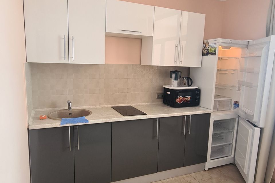 Сдаётся 1-комнатная квартира, 45.4 м²