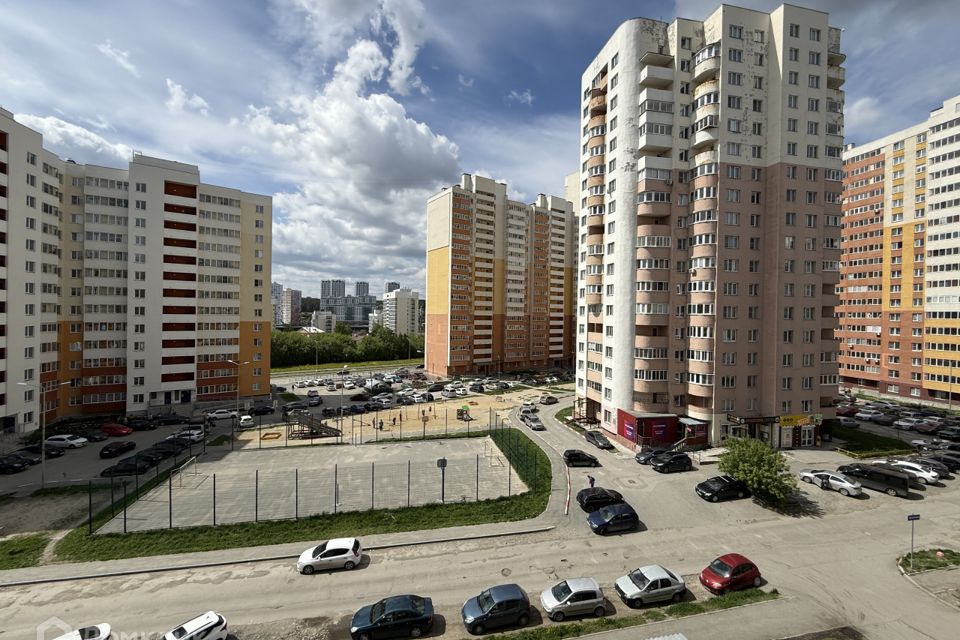 Продаётся 3-комнатная квартира, 97.7 м²