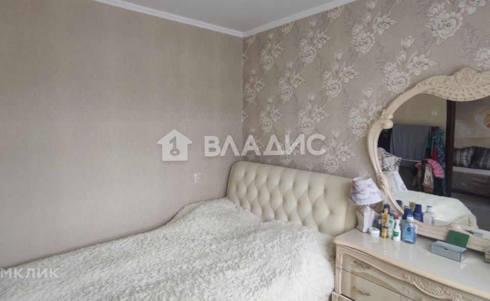 Продаётся 4-комнатная квартира, 63 м²