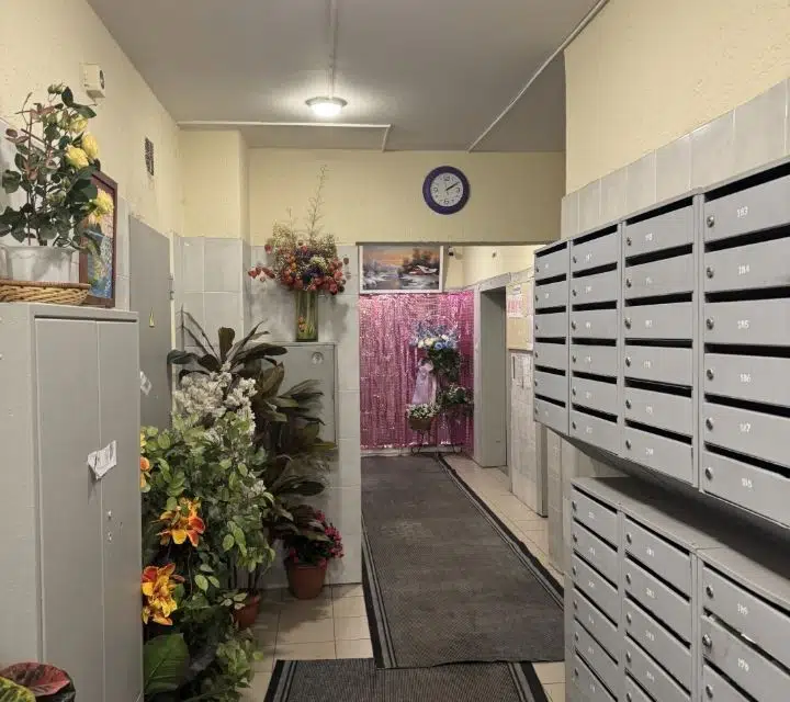 Продаётся 2-комнатная квартира, 58 м²