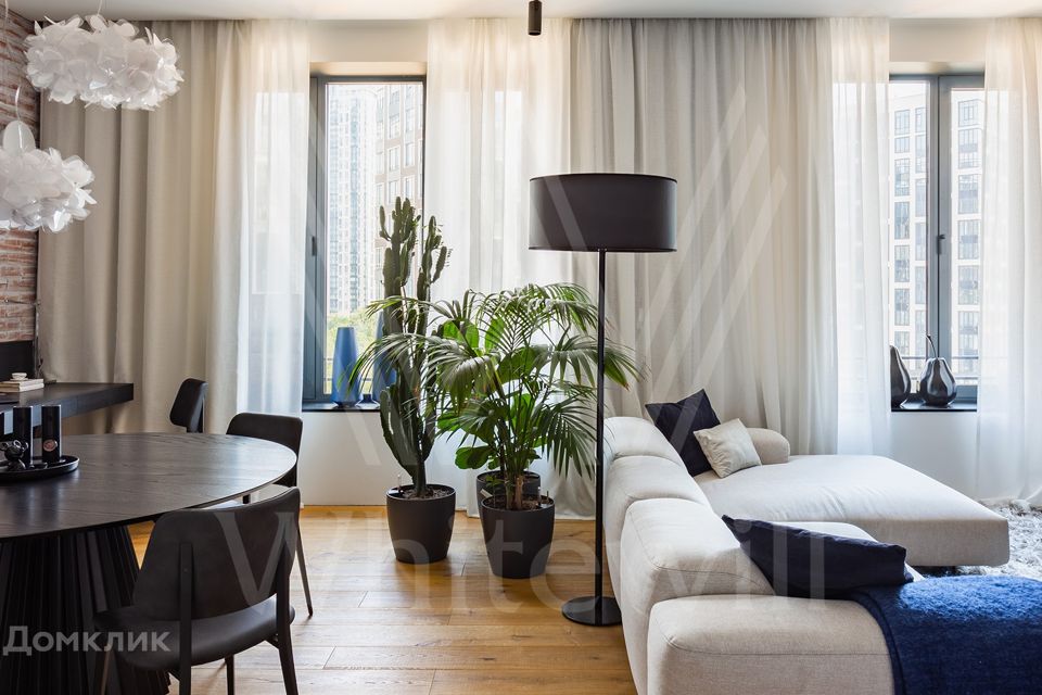 Продаётся 3-комнатная квартира, 97 м²