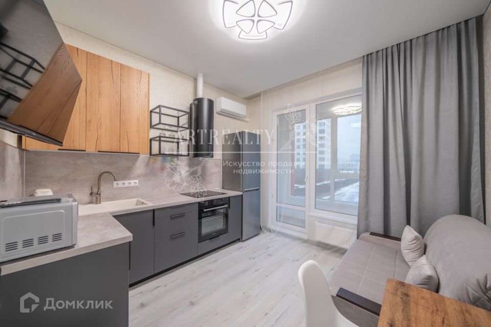 Сдаётся 1-комнатная квартира, 42 м²