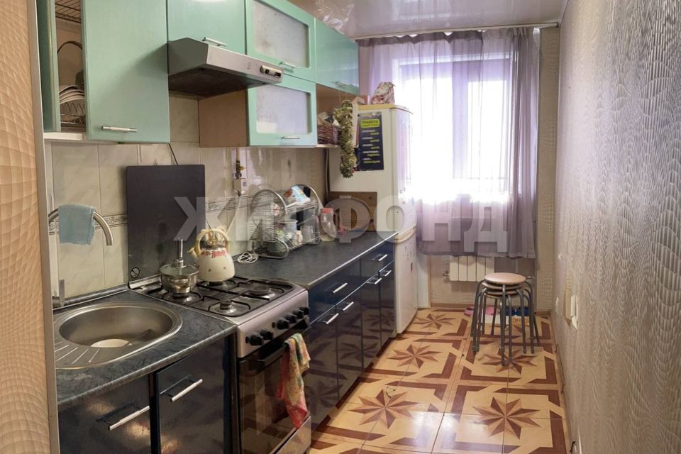 Продаётся 3-комнатная квартира, 57.7 м²