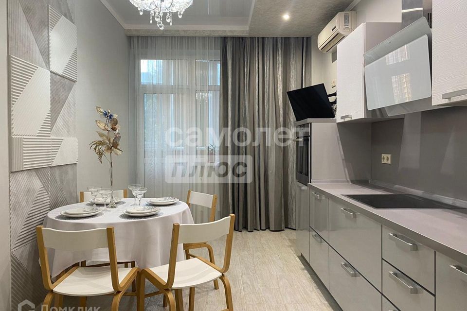 Продаётся 1-комнатная квартира, 49.4 м²