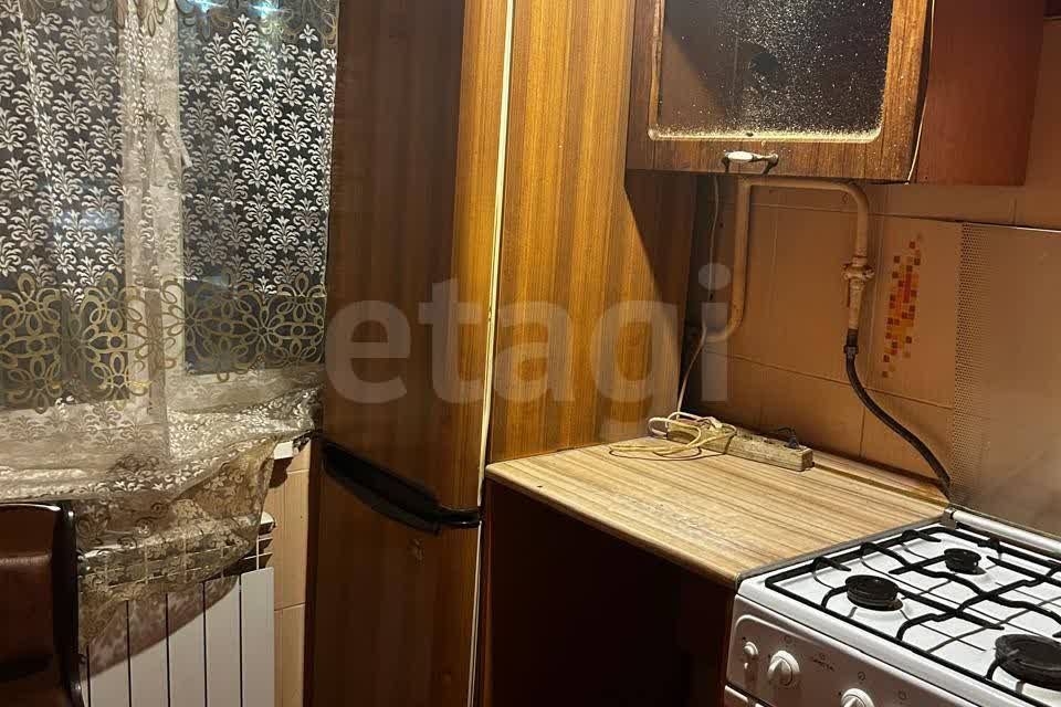 Сдаётся 2-комнатная квартира, 57 м²