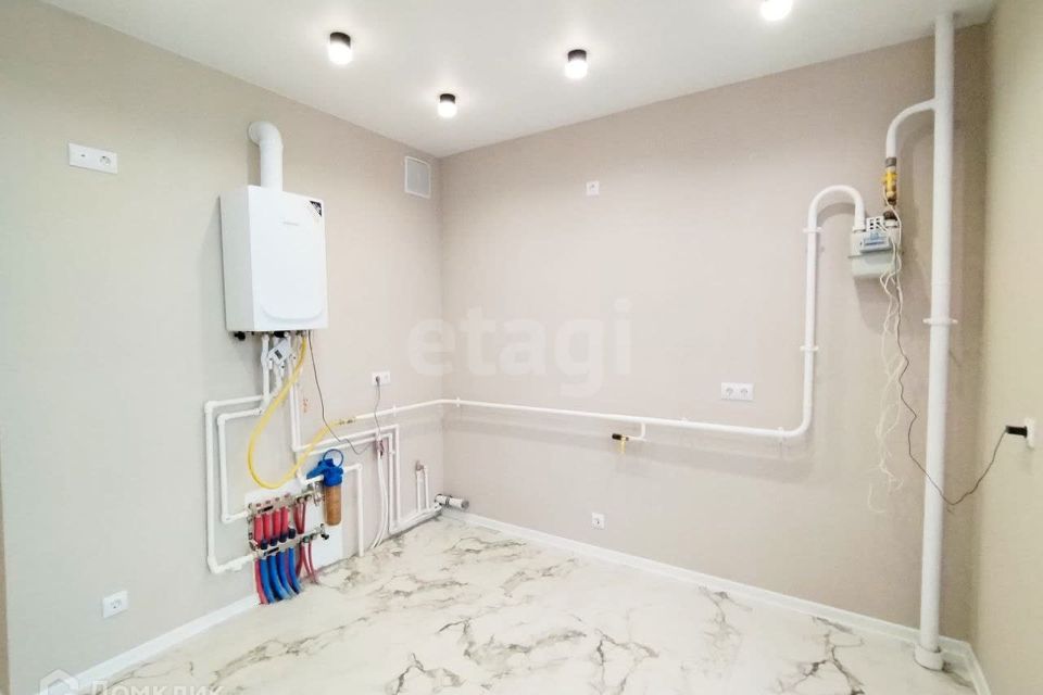Продаётся 2-комнатная квартира, 60.43 м²