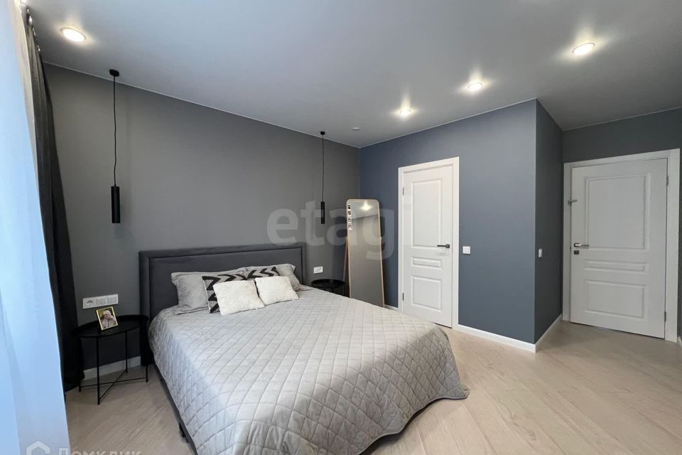 Продаётся 3-комнатная квартира, 92 м²