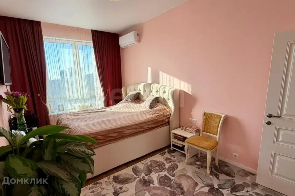 Продаётся 2-комнатная квартира, 74.3 м²