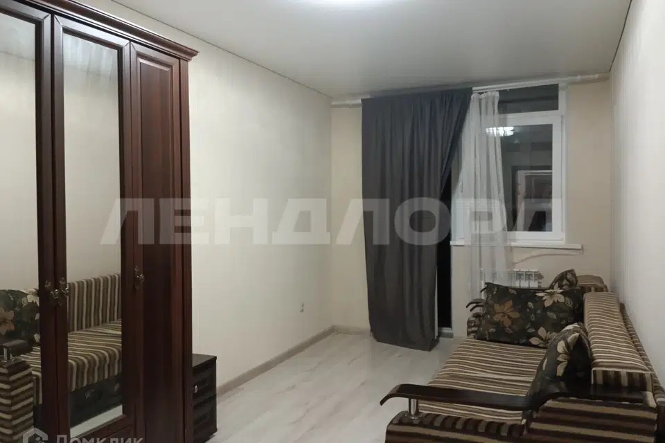 Продаётся 1-комнатная квартира, 58.4 м²