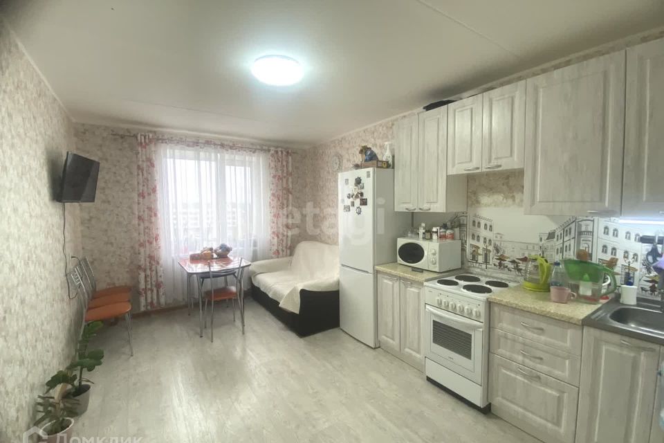 Продаётся 2-комнатная квартира, 63.5 м²
