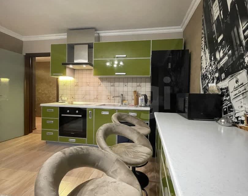 Сдаётся 2-комнатная квартира, 68 м²