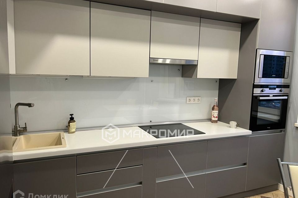 Сдаётся 1-комнатная квартира, 40 м²