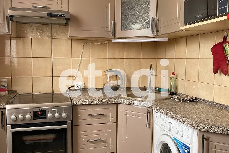 Продаётся 2-комнатная квартира, 57.3 м²