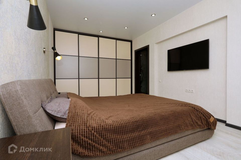 Продаётся 2-комнатная квартира, 65 м²