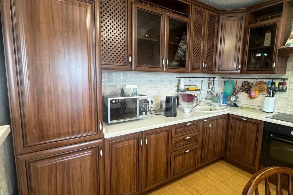 Продаётся 2-комнатная квартира, 61.7 м²