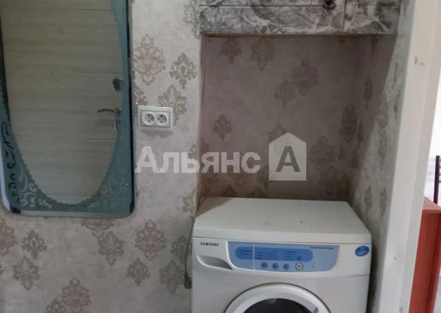 Продаётся 1-комнатная квартира, 18.1 м²