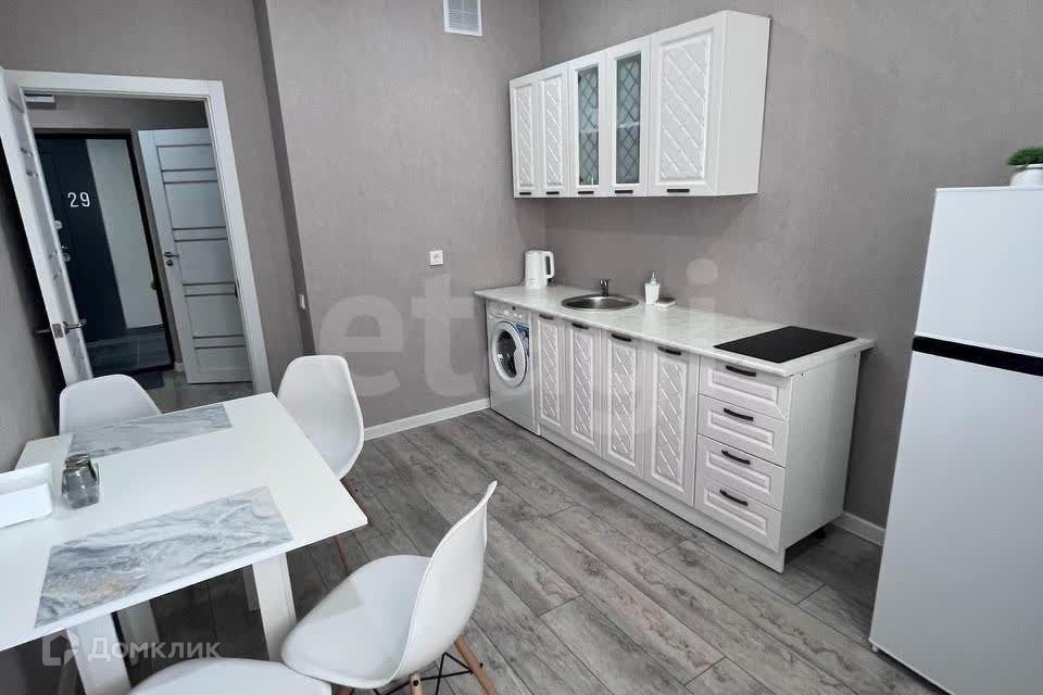 Сдаётся 1-комнатная квартира, 39 м²