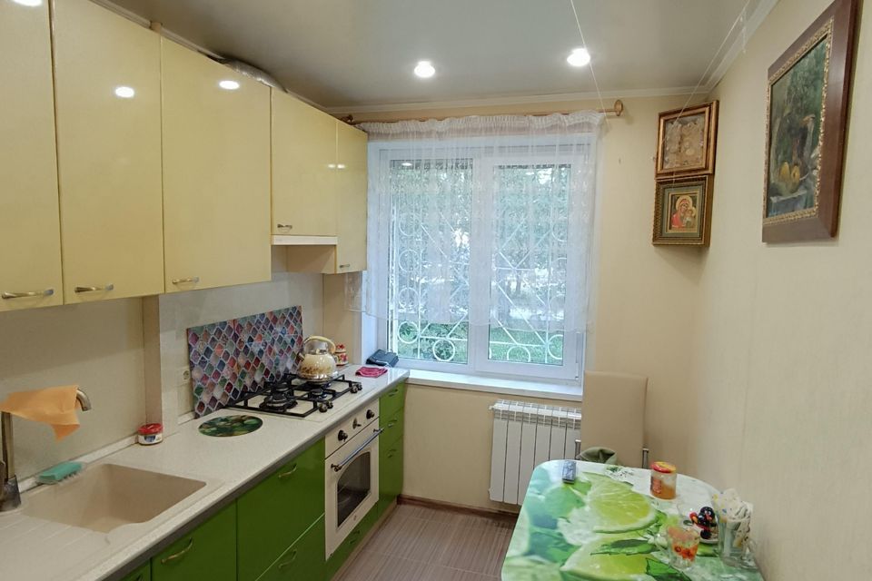 Продаётся 3-комнатная квартира, 56 м²