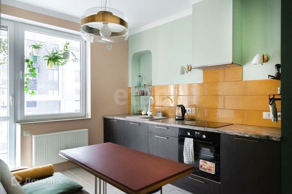 Продаётся 1-комнатная квартира, 43.7 м²