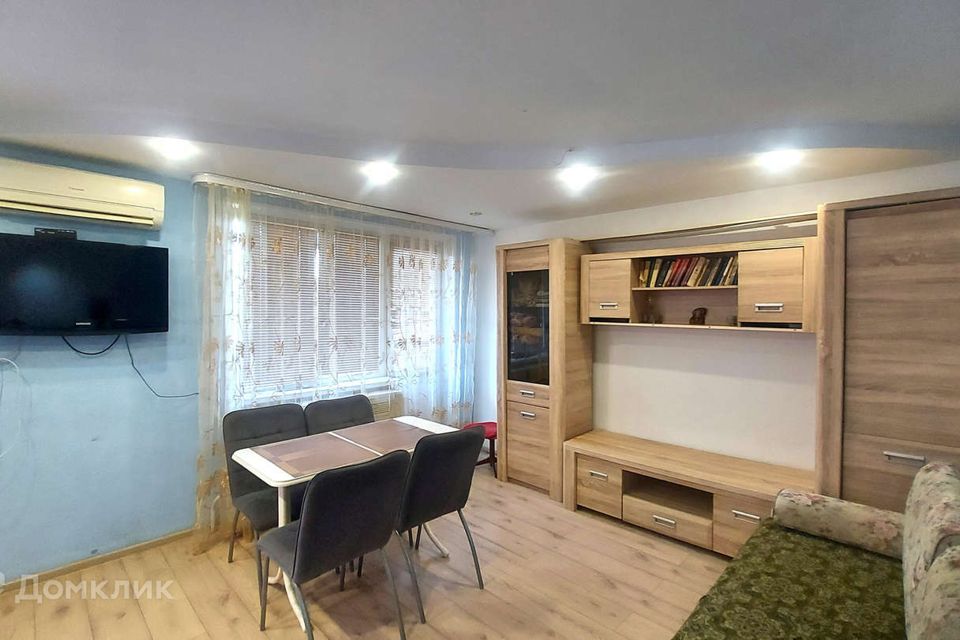 Продаётся 2-комнатная квартира, 43.7 м²