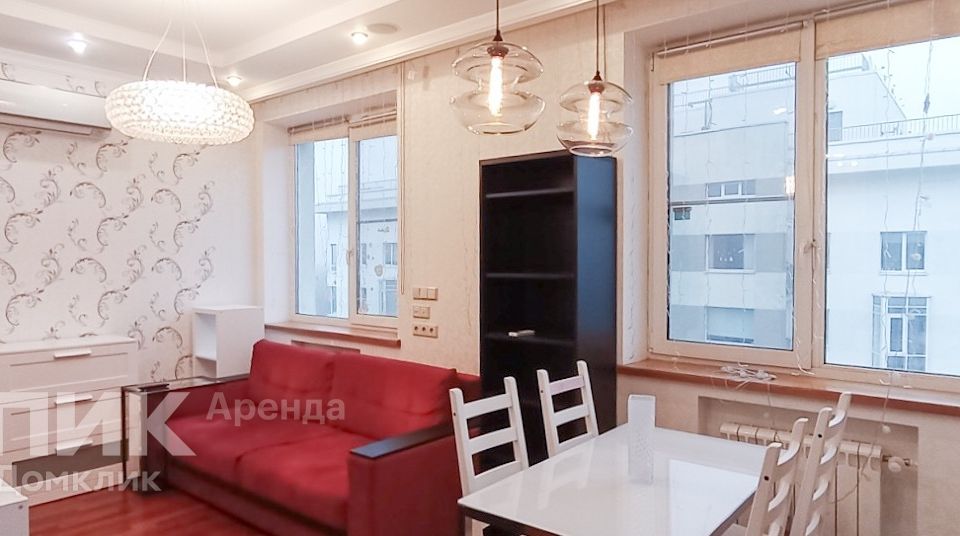 Сдаётся 2-комнатная квартира, 71.1 м²