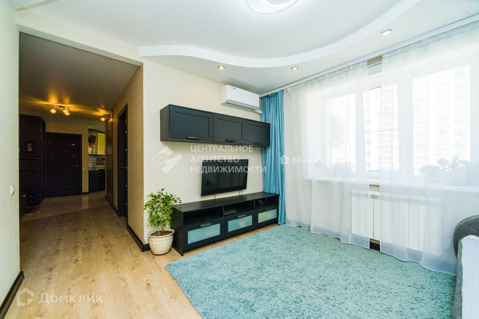 Продаётся 2-комнатная квартира, 62.4 м²