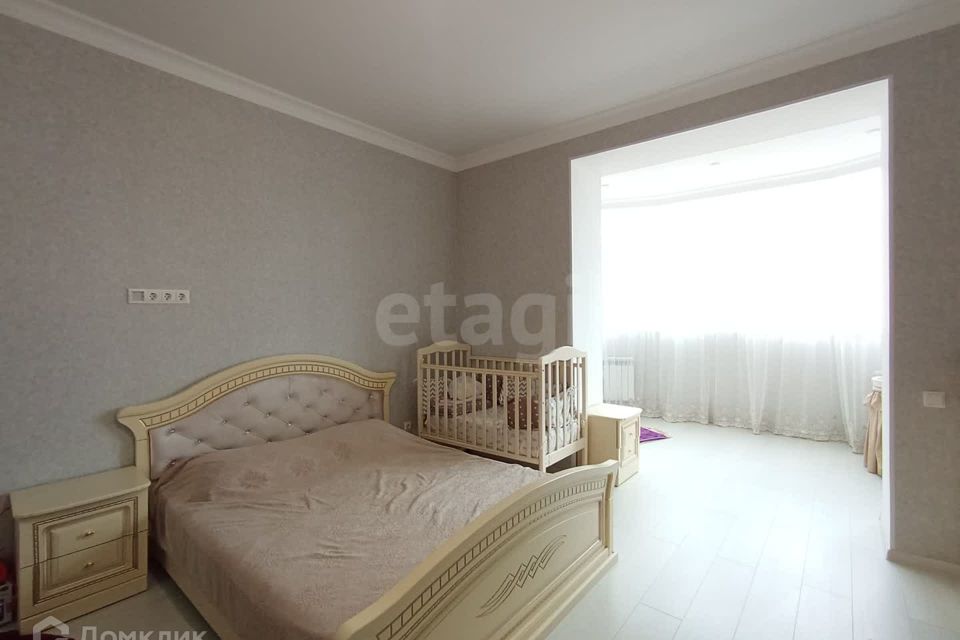 Продаётся 2-комнатная квартира, 114 м²