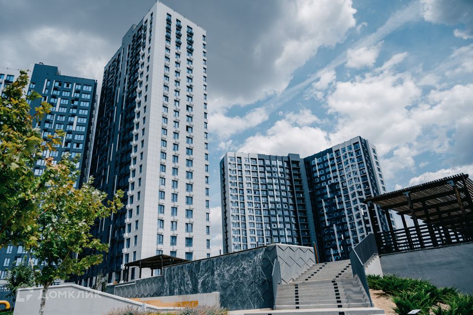 Продаётся 1-комнатная квартира, 43 м²