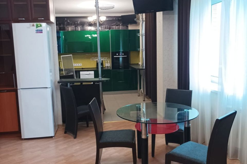 Продаётся 2-комнатная квартира, 73.5 м²