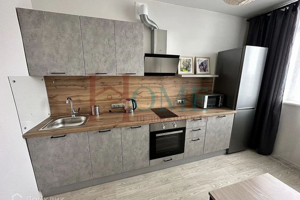 Сдаётся 1-комнатная квартира, 37 м²