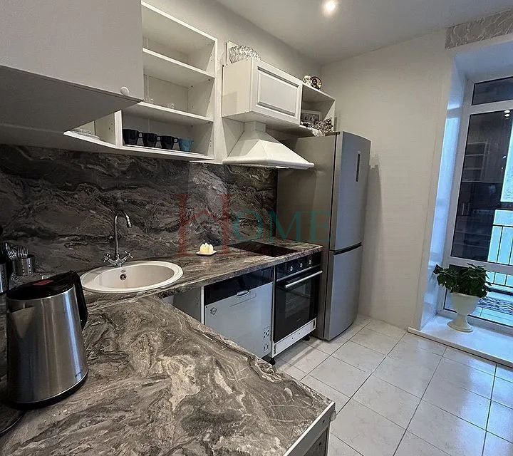 Сдаётся 2-комнатная квартира, 55 м²