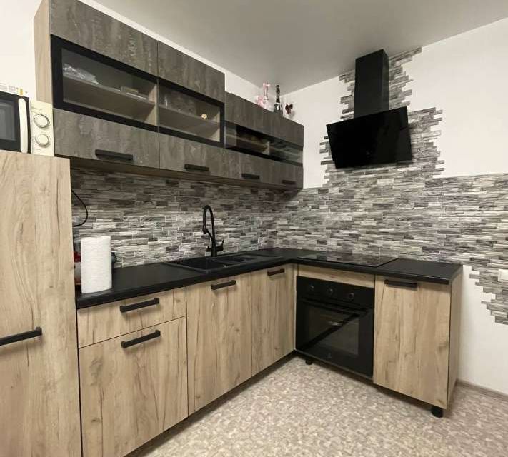 Продаётся 1-комнатная квартира, 46.2 м²