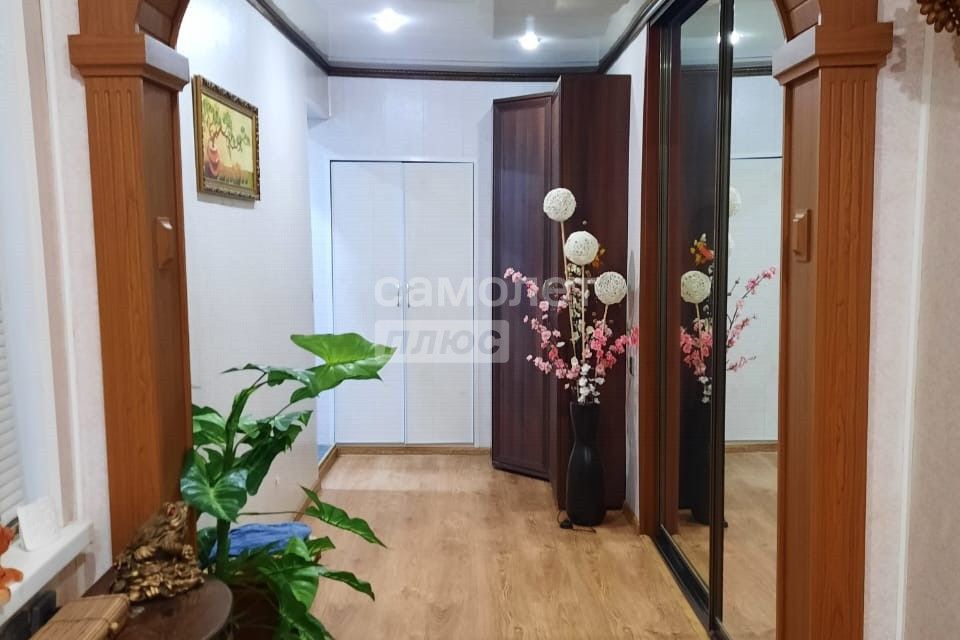 Продаётся 3-комнатная квартира, 63.2 м²
