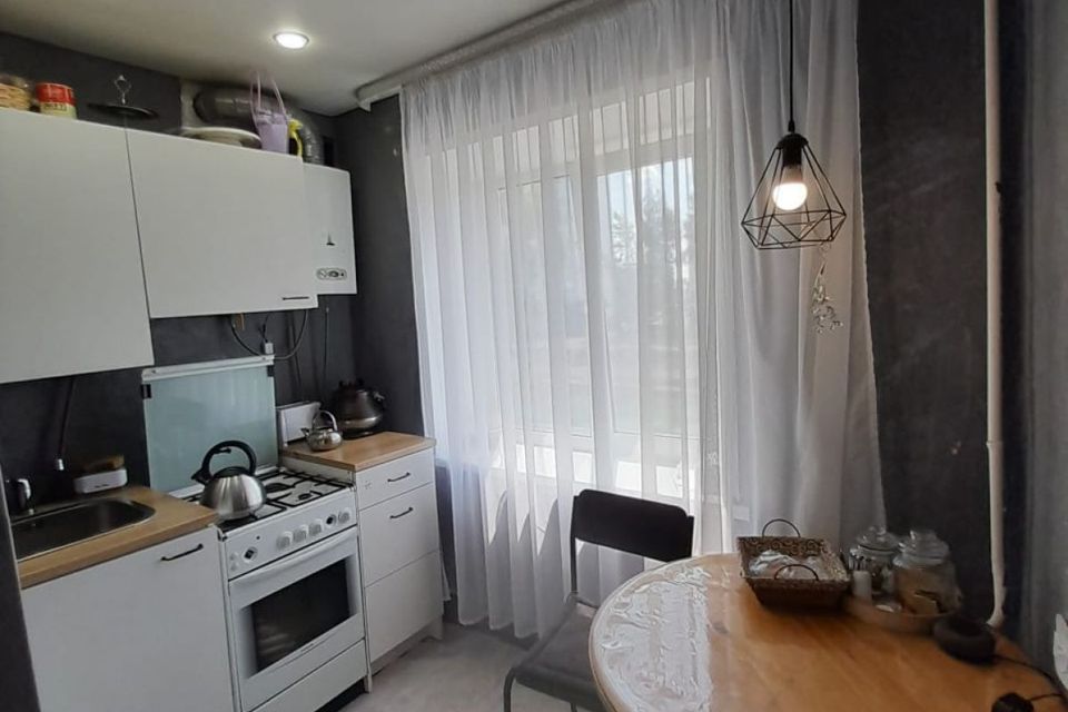 Продаётся 3-комнатная квартира, 43.2 м²