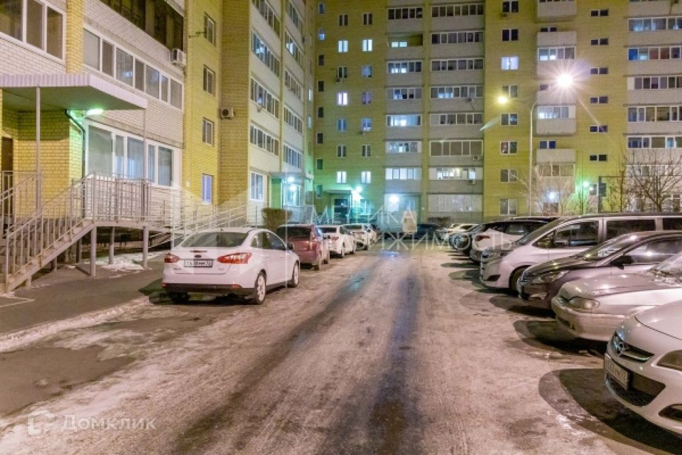 Продаётся 2-комнатная квартира, 65.8 м²