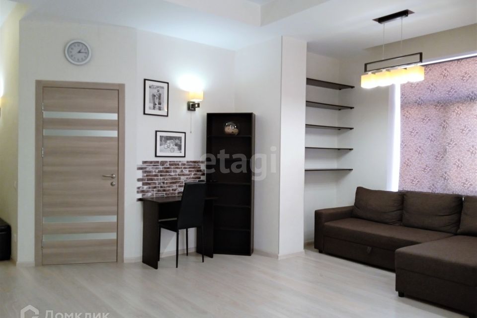 Продаётся 2-комнатная квартира, 56.1 м²