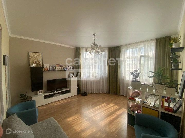 Продаётся 2-комнатная квартира, 63 м²