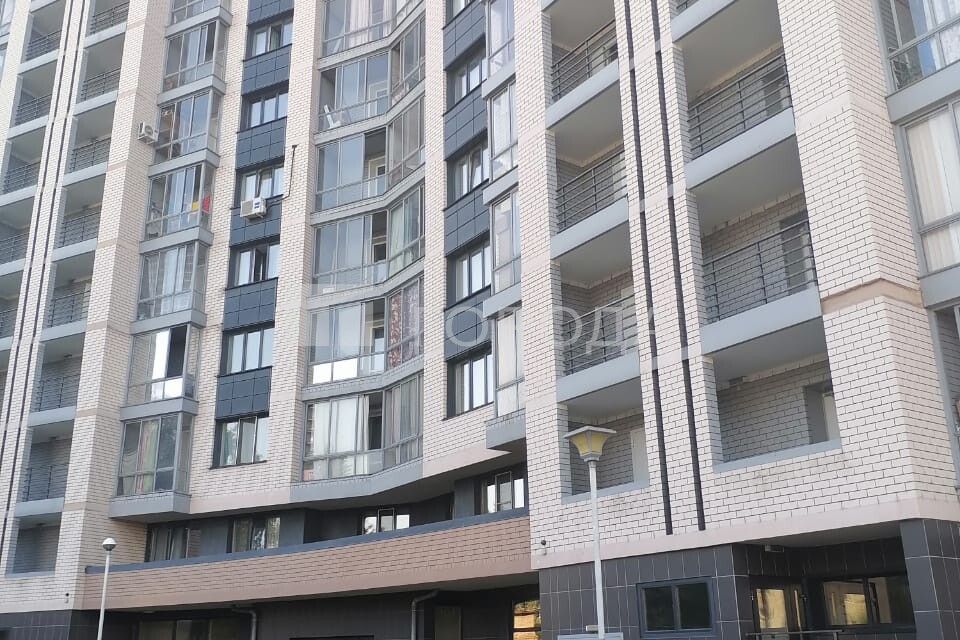 Продаётся 1-комнатная квартира, 37.3 м²